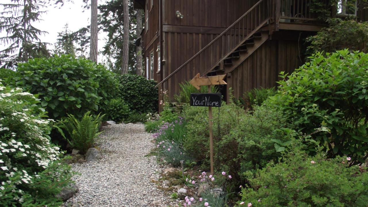 Secret Cove Cottage Suites Halfmoon Bay Ngoại thất bức ảnh